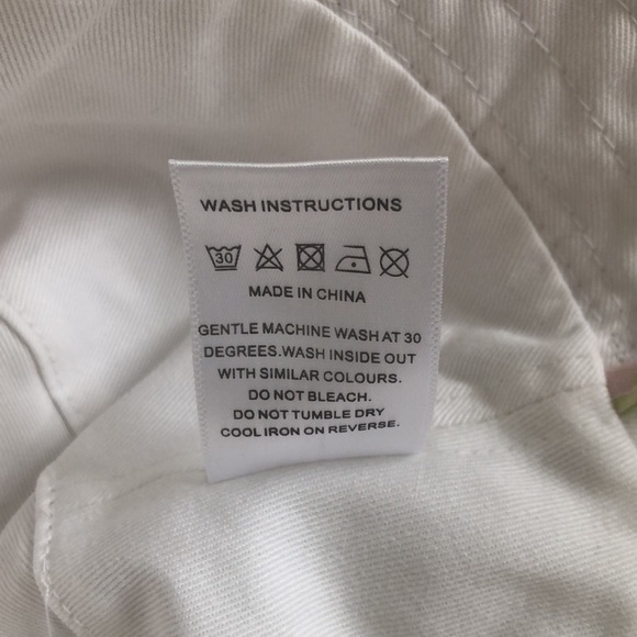 BNWOT Olivia Rubin Zanna Bucket Hat Strawberry Ombre Gingham - Picture 6 of 7